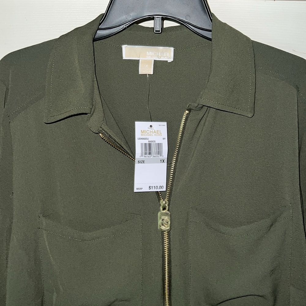MICHAEL KORS NWT LONG SLEEVE SEE THROUGH FOREST GREEN BLOUSE GOLD BUTTONS - Picture 2 of 6